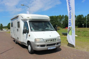Hymer Tramp 674 GT 2.3 JTD 110 PK, Half-integraal, Enkele bedden, (laag)
