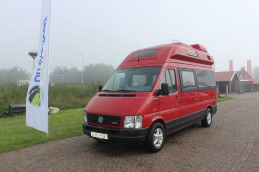 VW LT 35 5 cil 102 pk, Bus-camper, Fabrieksbouw, Dehler, toilet 4 zit en slaapplaatsen, collectere item