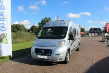 Knaus Boxstar Street 2.3 MultiJ. 130 PK Buscamper, Motor-airco, Aut. schotel, Trekhaak, Zilver met. 38000 km Bj. 2015