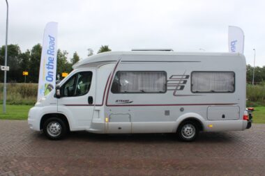 Hymer Tramp T 578 SL 2.3 MultiJ. 130 PK Half-integraal, Frans-bed, Aut. schotel, Fietsendr. elektr. fietsen, Zonnepaneel, etc. Bj. 11/2007