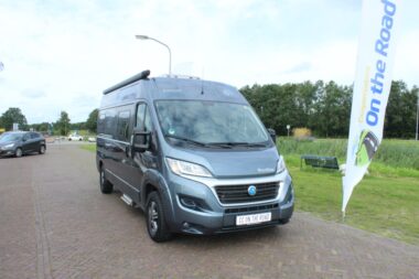 Knaus BoxStar Lifetime 600 ME Enkele-bedden, Motor-airco, etc. 6.00 M. Bj. 2016