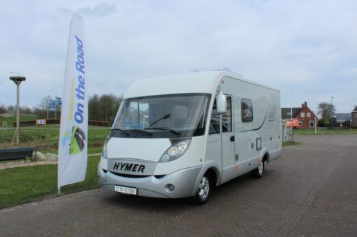 Hymer B 518 CL Integraal, 2.3 MultiJet. 130 PK, Hefbed, Vastbed achter, Garage, L. Zit., 2 Draaistoelen, etc Bj. 2011