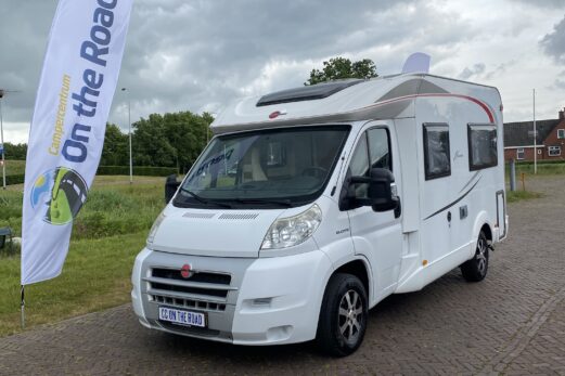 Bürstner T 595 Nexxo 2.3 MultiJet.130 PK Half-integraal, Motor-airco, Halve-dinette, Frans bed, Lengte 5.90 M. Bj. 2010