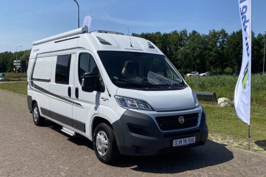 Weinsberg Carabus 2.3 130 PK AUTOMAAT Eerste eigenaar Bus-camper, Dwars-bed achter, Halve- treinzit, Zweng-arm voor elektr. fietsen, Lengte 6.00 m, Bj.2017