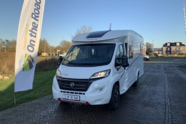 Dethleffs Globebus 2.3 MultiJet 150 PK. AUTOMAAT, Half-integraal, 2 Lengte-bedden, Garage. Bj. 2019