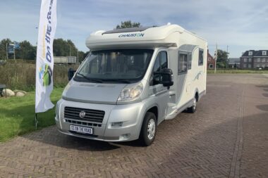 Chausson Welcome 72 2.3 MultiJet 130 PK Half-integraal, Motor-airco, Queensbed, Aut. schotel, / Lcd scherm, Bj. 2010